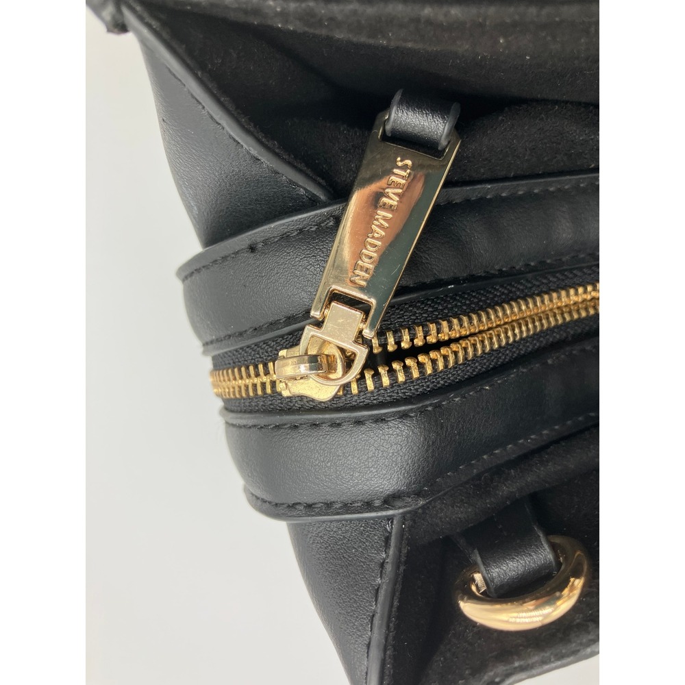 Steve Madden Black Pebbled Faux Leather Tote Bag Gold Hardware Zip Top Handbag - Picture 10 of 10